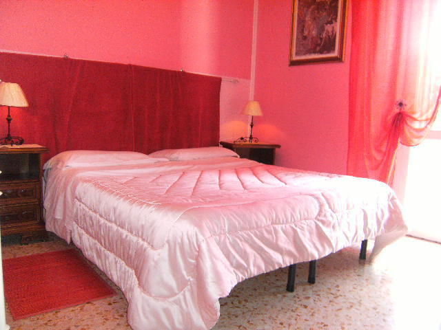 Emily Stroncone Phòng bức ảnh